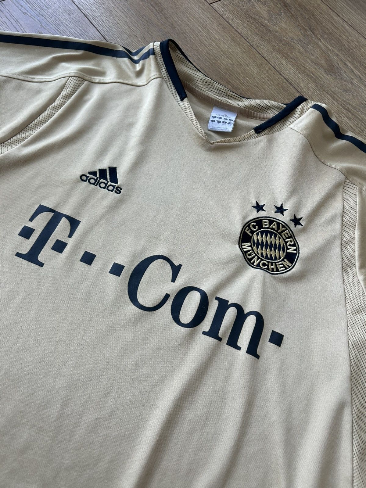 Adidas Bayern Munich Jersey Away football Soccer shirt 2004 - 2005 Size US L / EU 52-54 / 3 - 2 Thumbnail