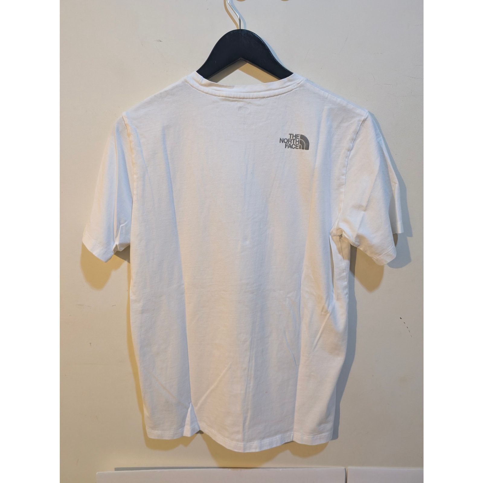 The North Face The North Face Melbourne Australia Graphic Logo Gorpcore Size US S / EU 44-46 / 1 - 4 Thumbnail