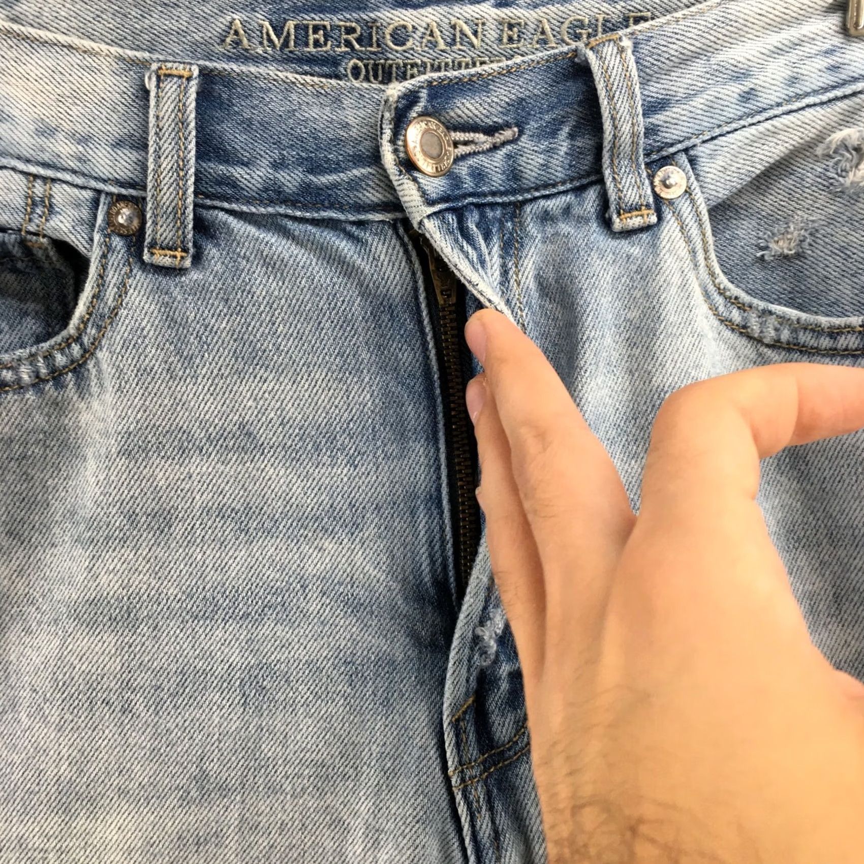 American Eagle Outfitters American Eagle Outfitters Mom Jeans Women 6R Regular Blue Denim Hi-Rise Jeans Womens 6 Regular Blue Denim Hi-Rise Jeans Size 28" / US 6 / IT 42 - 3 Thumbnail