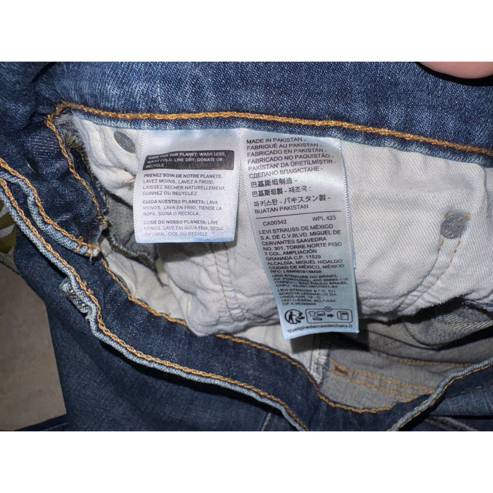 Levi's Levis Strauss & co. blue jeans 505 32x32 Size US 32 / EU 48 - 2 Thumbnail
