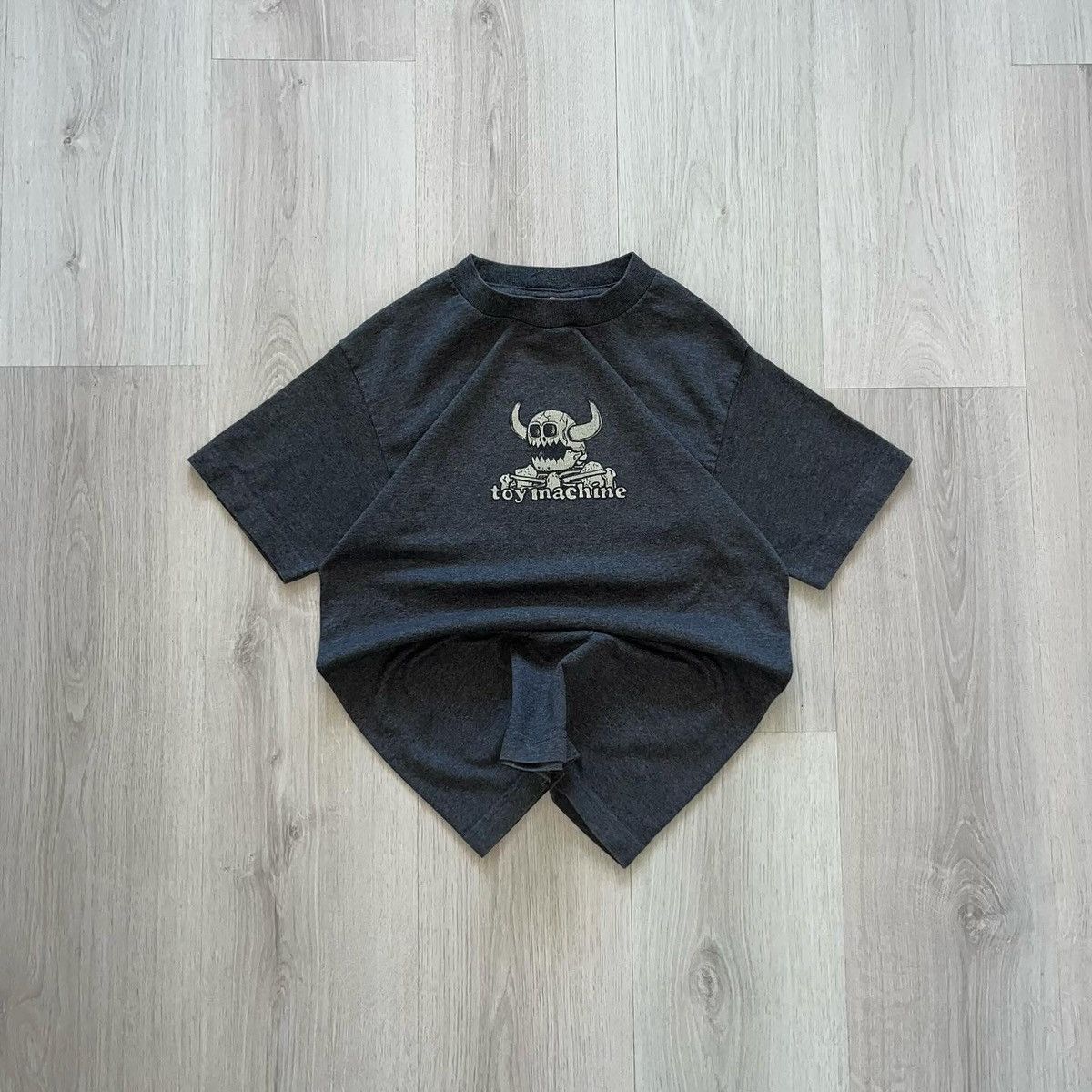 Toy Machine vintage t shirt toy machine Size US S / EU 44-46 / 1 - 2 Thumbnail