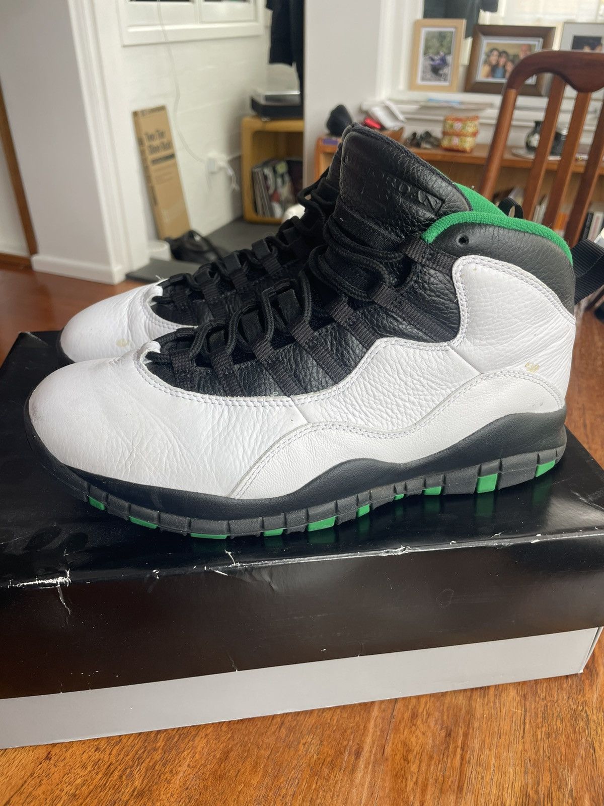 Jordan Brand Jordan 10 Retro Seattle Size US 10 / EU 43 - 1 Thumbnail