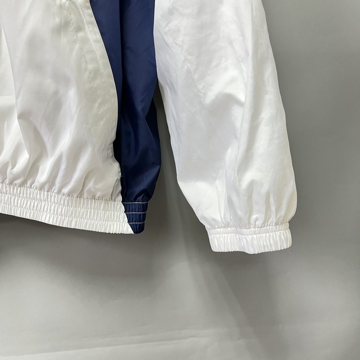 Nike Nike Windbreaker Vintage Jacket White Men’s Size US M / EU 48-50 / 2 - 5 Thumbnail