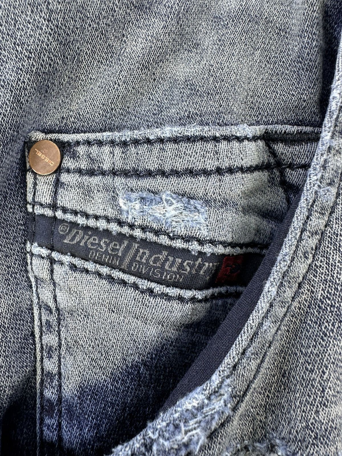 Diesel Vintage Diesel Industries Denim Division Sweatpant Size US 36 / EU 52 - 11 Thumbnail