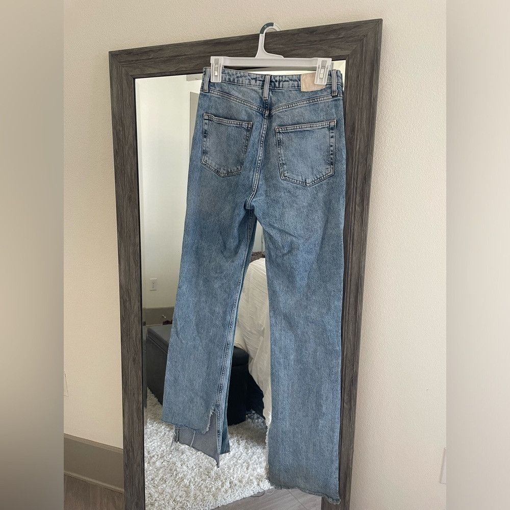 Zara Zara distressed relaxed flare jeans Size 26" / US 2 / IT 38 - 2 Thumbnail