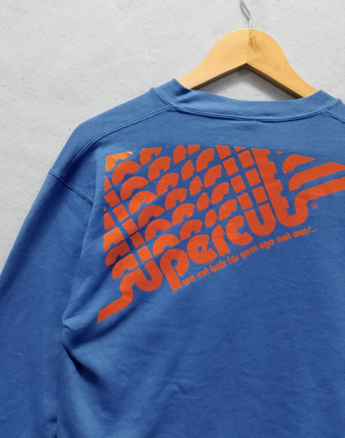 Vintage Supercuts Graphic Sweatshirt Russell Athletic Made in USA Size US M / EU 48-50 / 2 - 3 Thumbnail