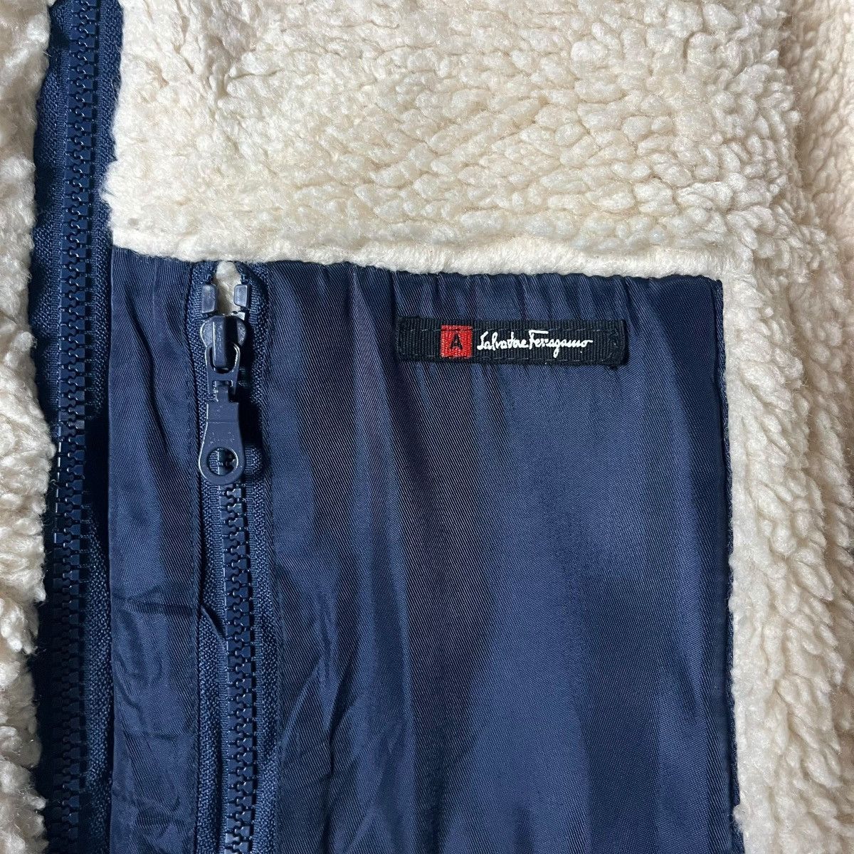 Salvatore Ferragamo SALVATORE FERRAGAMO FUR FLEECE JACKET Size M / US 6-8 / IT 42-44 - 4 Thumbnail