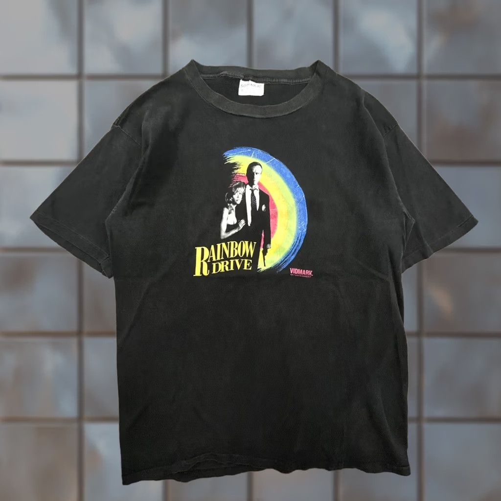 Rainbow VINTAGE Rainbow Drive Shirt Mens XL Vidmark Horror Movie 90s Made USA RARE Shirt Mens XL Black Graphic Print 1990s Size US XL / EU 56 / 4 - 1 Thumbnail