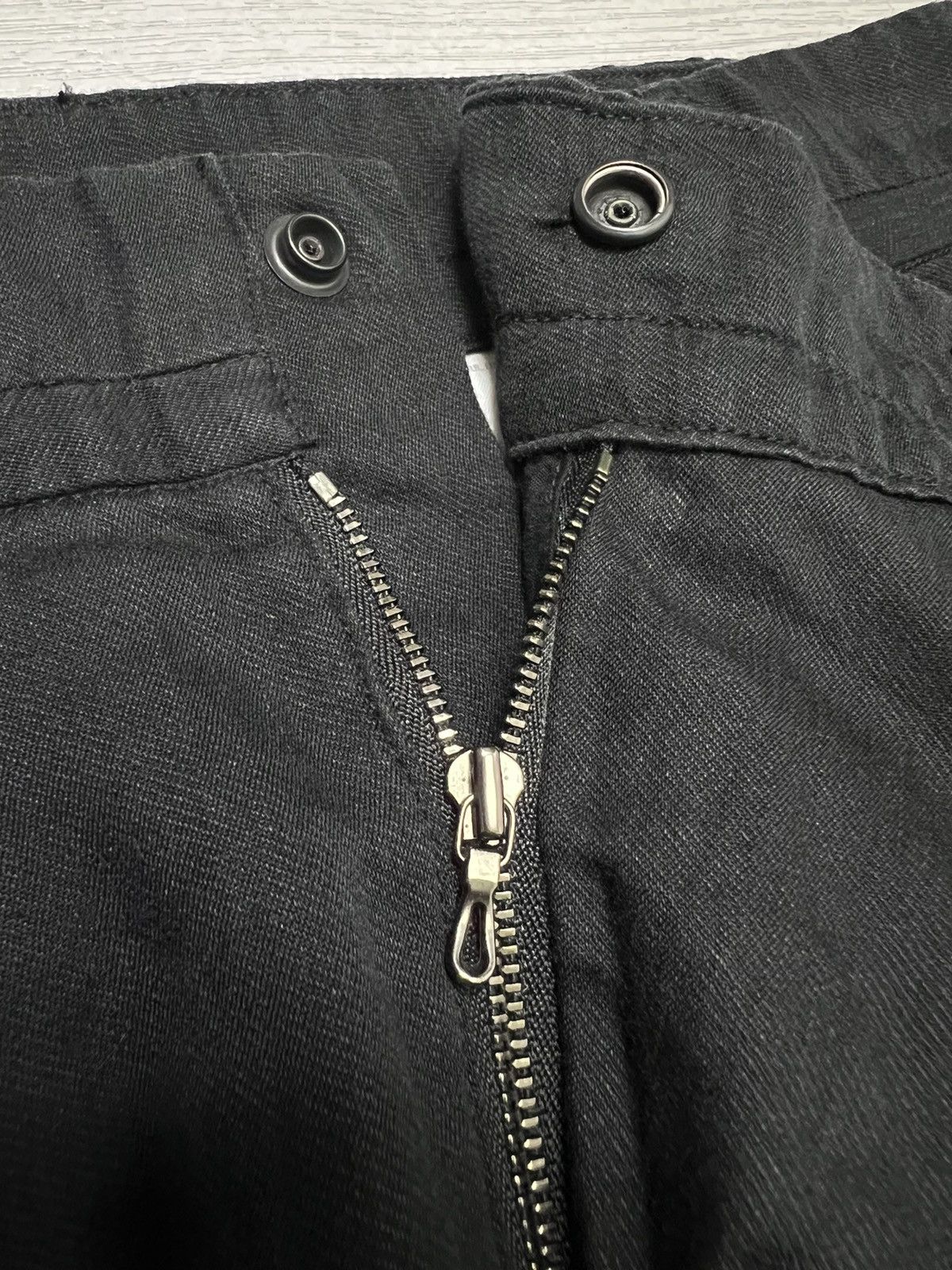 Julius Julius_7 - S/S 13’ - “Vandalism” Gasmask Cargo Pants Size US 30 / EU 46 - 5 Thumbnail
