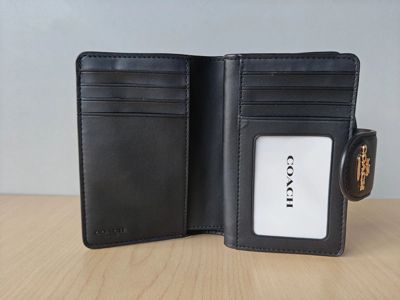 Coach Coach Medium Corner Zip Wallet In Signature T/1013 Size ONE SIZE - 8 Thumbnail
