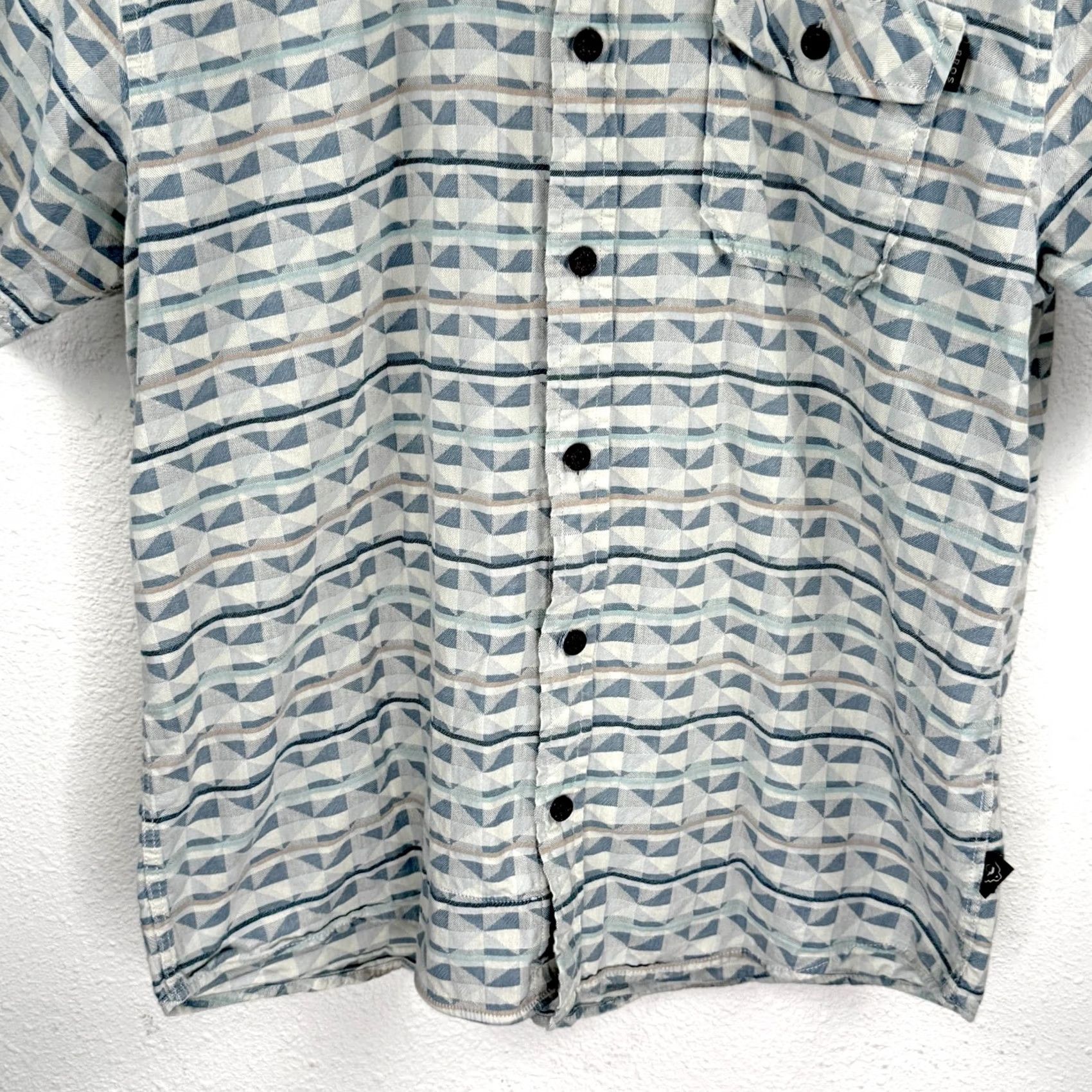 Howler Brothers Howler Brothers Shirt Mens M Preppy 100% Cotton Button Up Short Sleeve Blue Geometric Pattern Regular Fit 46 Chest Adult Men Size US M / EU 48-50 / 2 - 3 Thumbnail