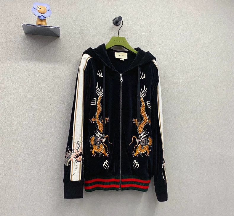 Gucci GucciBlack velvet jacket with dragon pattern embroidery 250 Size US S / EU 44-46 / 1 - 3 Thumbnail