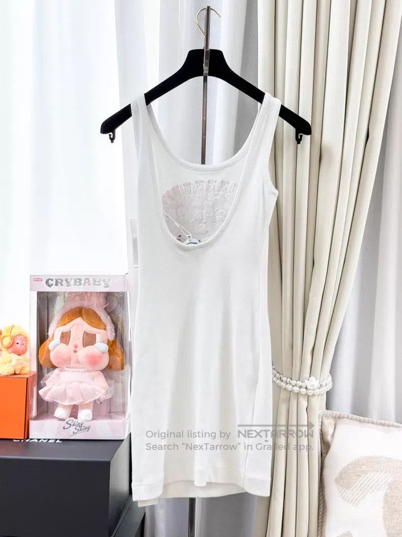 Chanel Chanel White sleeveless three-dimensional flower embroider Size XS / US 0-2 / IT 36-38 - 3 Thumbnail