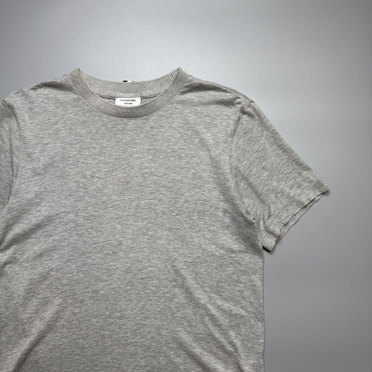 Thom Browne Thom Browne - RWB Grey Side Slit Tshirt Size S / US 4 / IT 40 - 5 Thumbnail