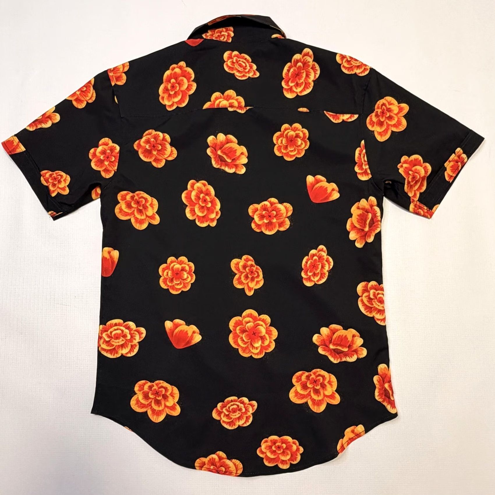 Disney RSVLTS Pixar Shirt Mens XS Black Floral KUNUFLEX Button Up Short Sleeve Disney Size US XS / EU 42 / 0 - 3 Thumbnail