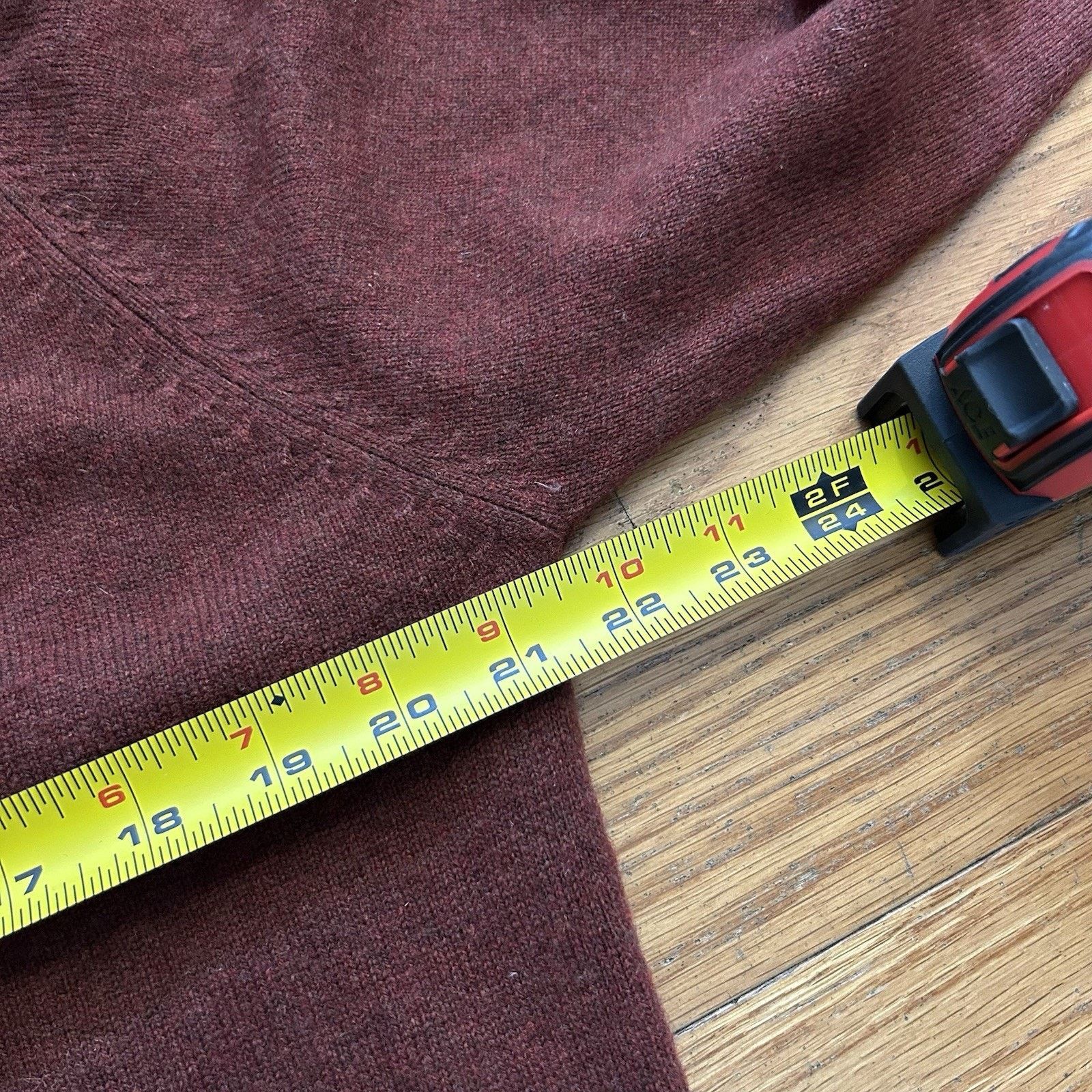 L.L. Bean Ll Bean 100% Lambs Wool Knit V Neck Sweater Medium Size US M / EU 48-50 / 2 - 4 Thumbnail