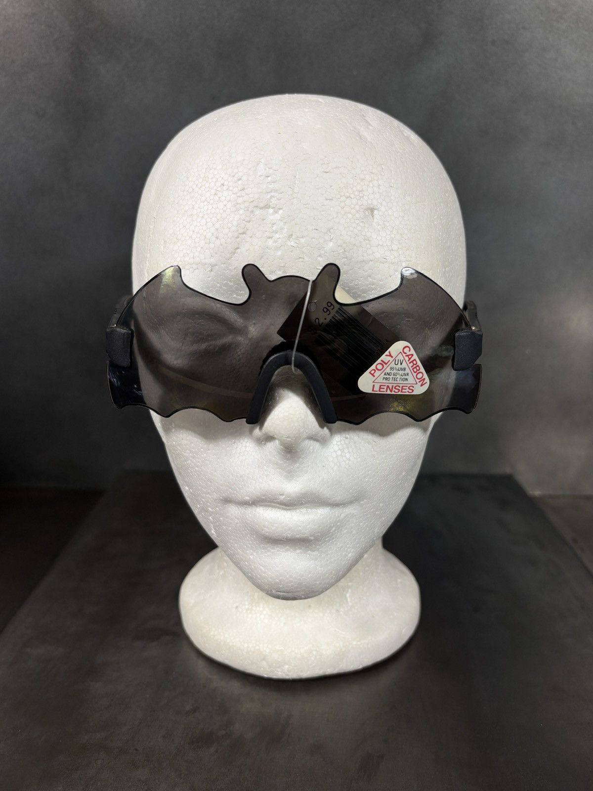 Vintage Vintage Batman Sunglasses 90s Novelty Bat Glasses Shield Y2K Size ONE SIZE - 4 Thumbnail