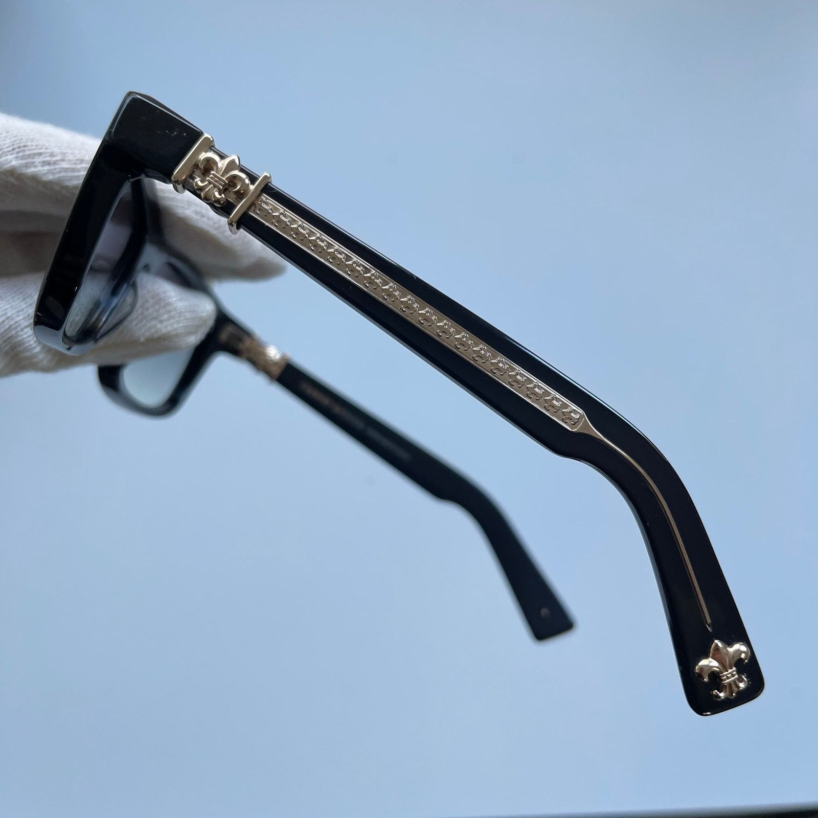 Chrome Hearts Chrome Hearts - Gold Plated 501662211 Mydixadryll Sunglasses Size ONE SIZE - 14 Thumbnail