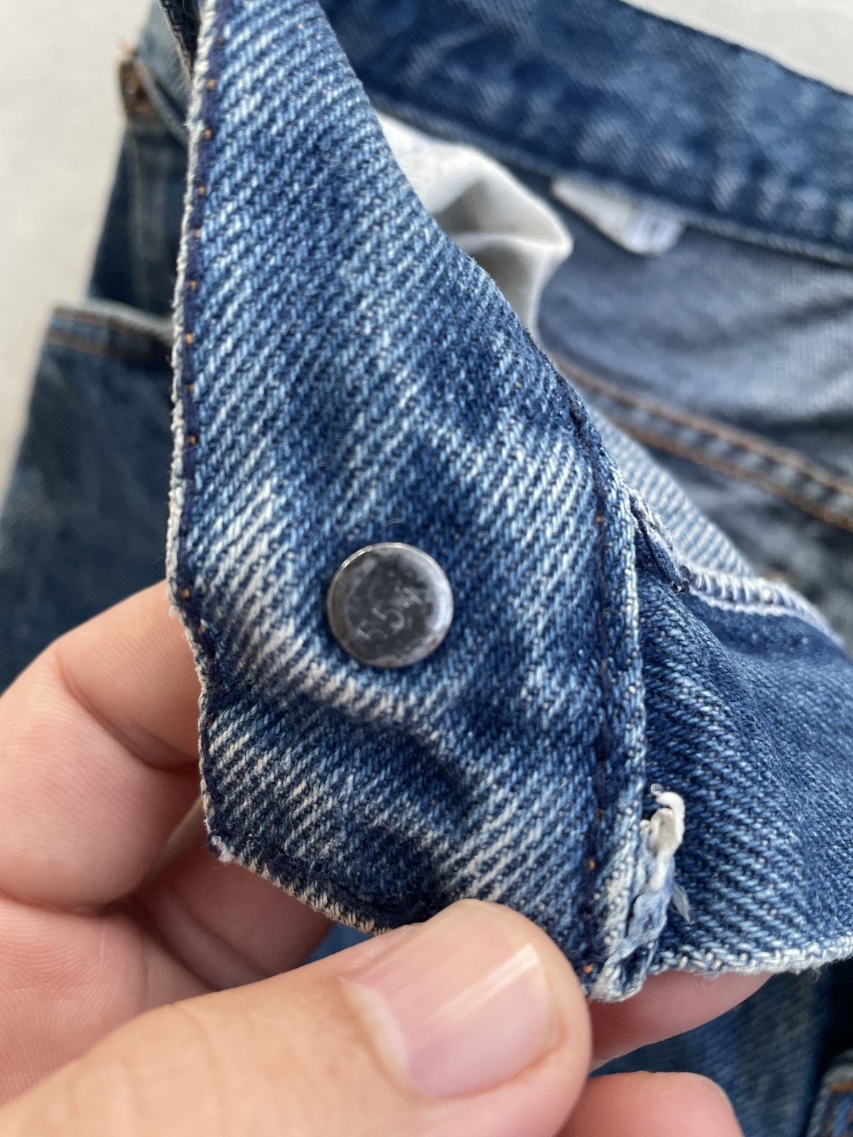 Levi's × Vintage VINTAGE LEVIS 1985 SILVER PATCH DENIM PANT Size US 28 / EU 44 - 4 Thumbnail