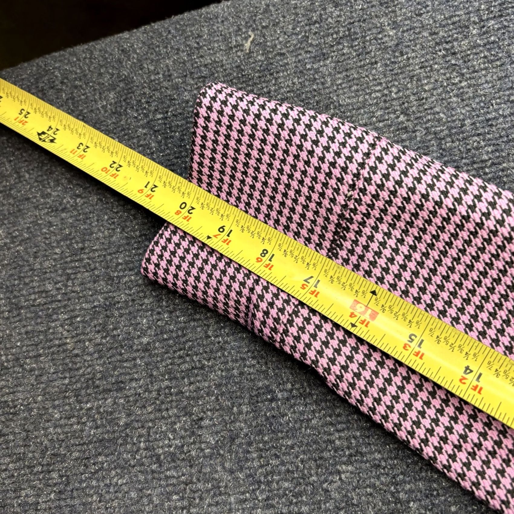 Zara VINTAGE? No, Zara Polo Shirt Womens XS Pink Check Cropped Collared Long Sleeve Houndstooth Sold? Size XS / US 0-2 / IT 36-38 - 5 Thumbnail