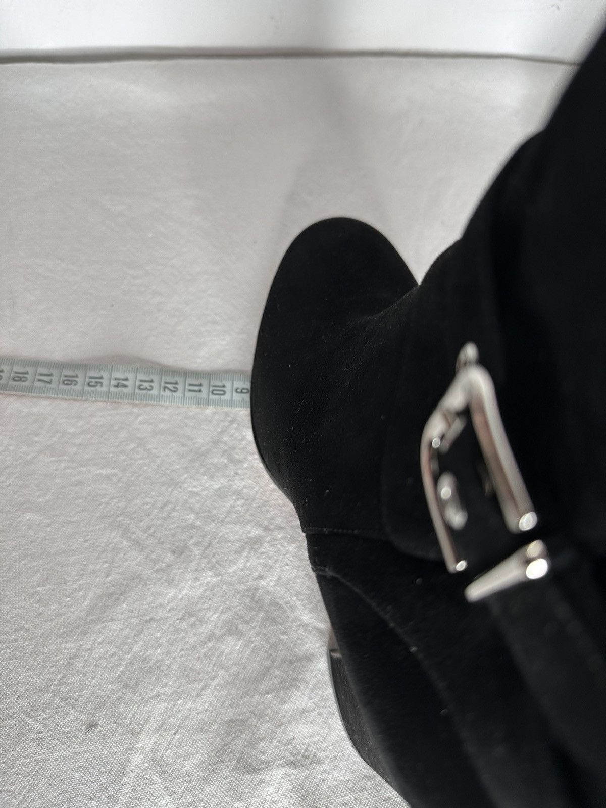 Gianvito Rossi Bottines à talons Gianvito Rossi en suede noir 37,5 Size US 6.5 / IT 36.5 - 13 Thumbnail