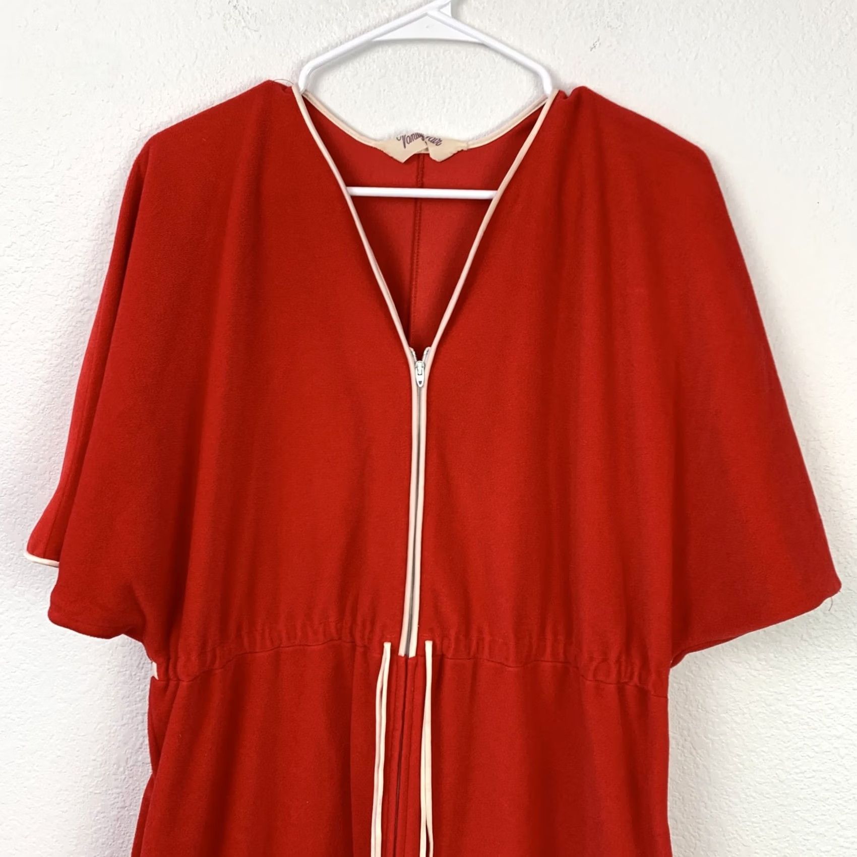 Vintage VINTAGE Vanity Fair Women's Red Zip Front Midi Dress Terry Cloth Robe Lounge M Size M / US 6-8 / IT 42-44 - 2 Thumbnail