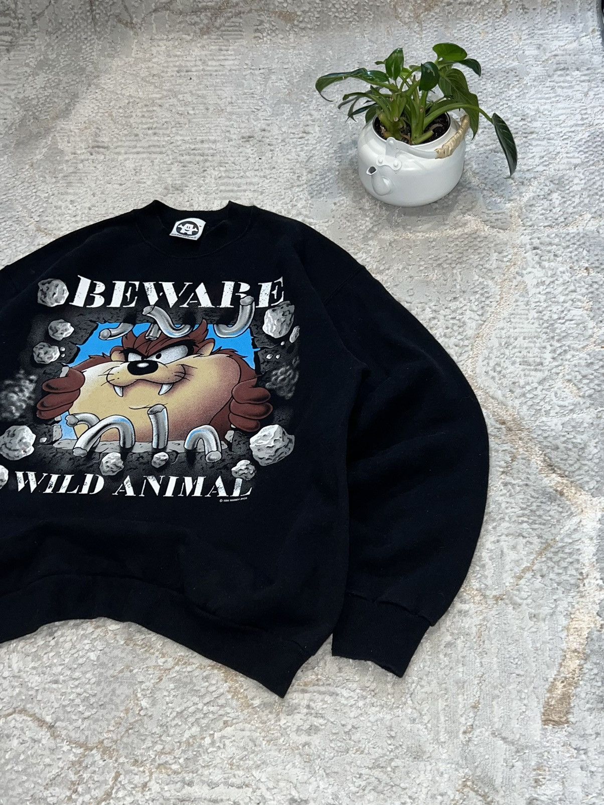 Jerzees × Vintage × Warner Bros VINTAGE 1994 WARNER BROS TASMANIAN DEVIL SWEATSHIRT CREWNECK Size US L / EU 52-54 / 3 - 5 Thumbnail