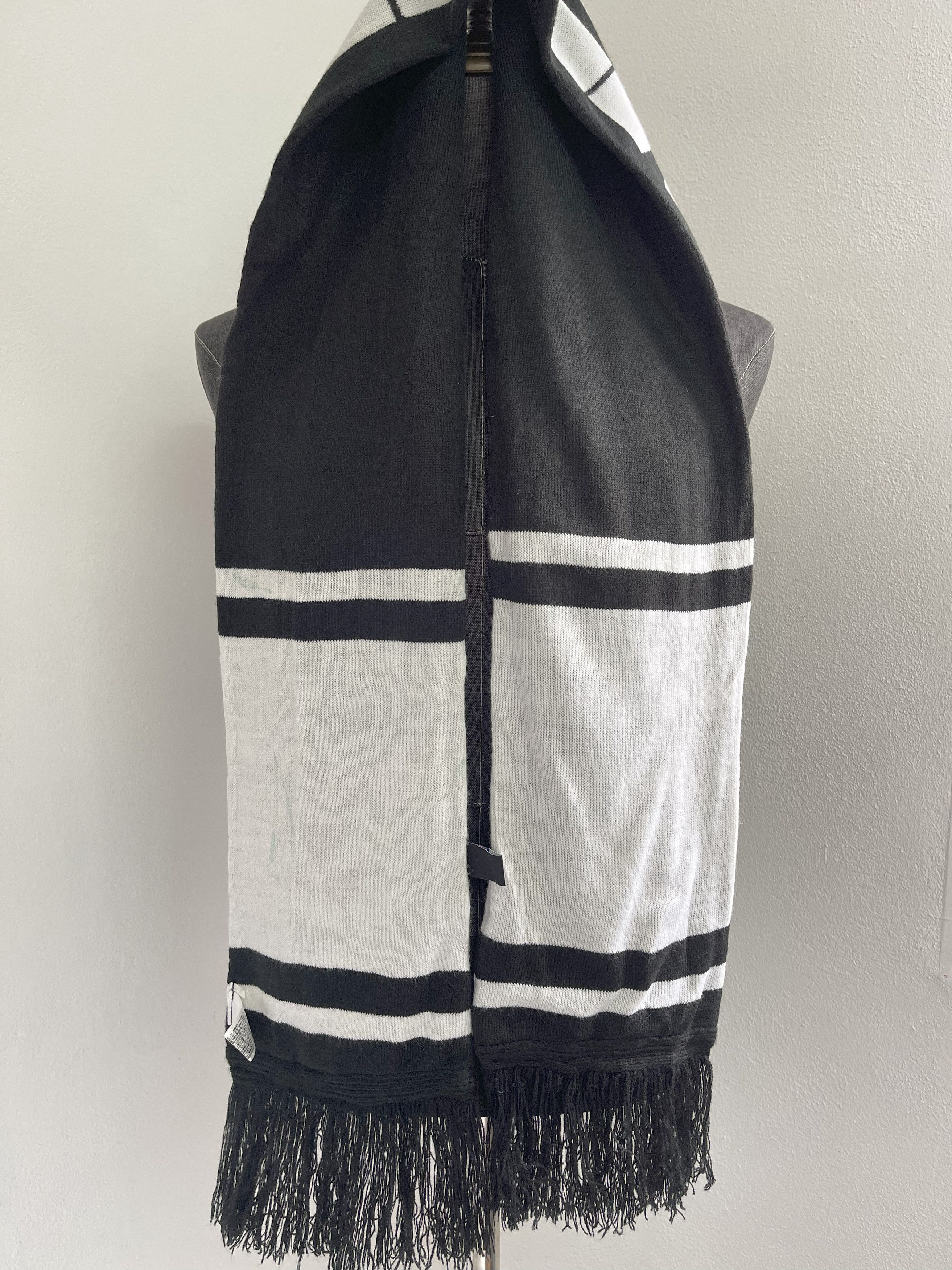 GU Raiders X GU Scarf / Muffler / Accessories - 6034 Size ONE SIZE - 7 Thumbnail