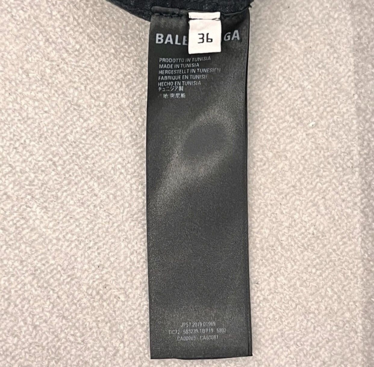 Balenciaga Balenciaga loose slimming denim shirt2412-Nextarrow Size US S / EU 44-46 / 1 - 6 Thumbnail