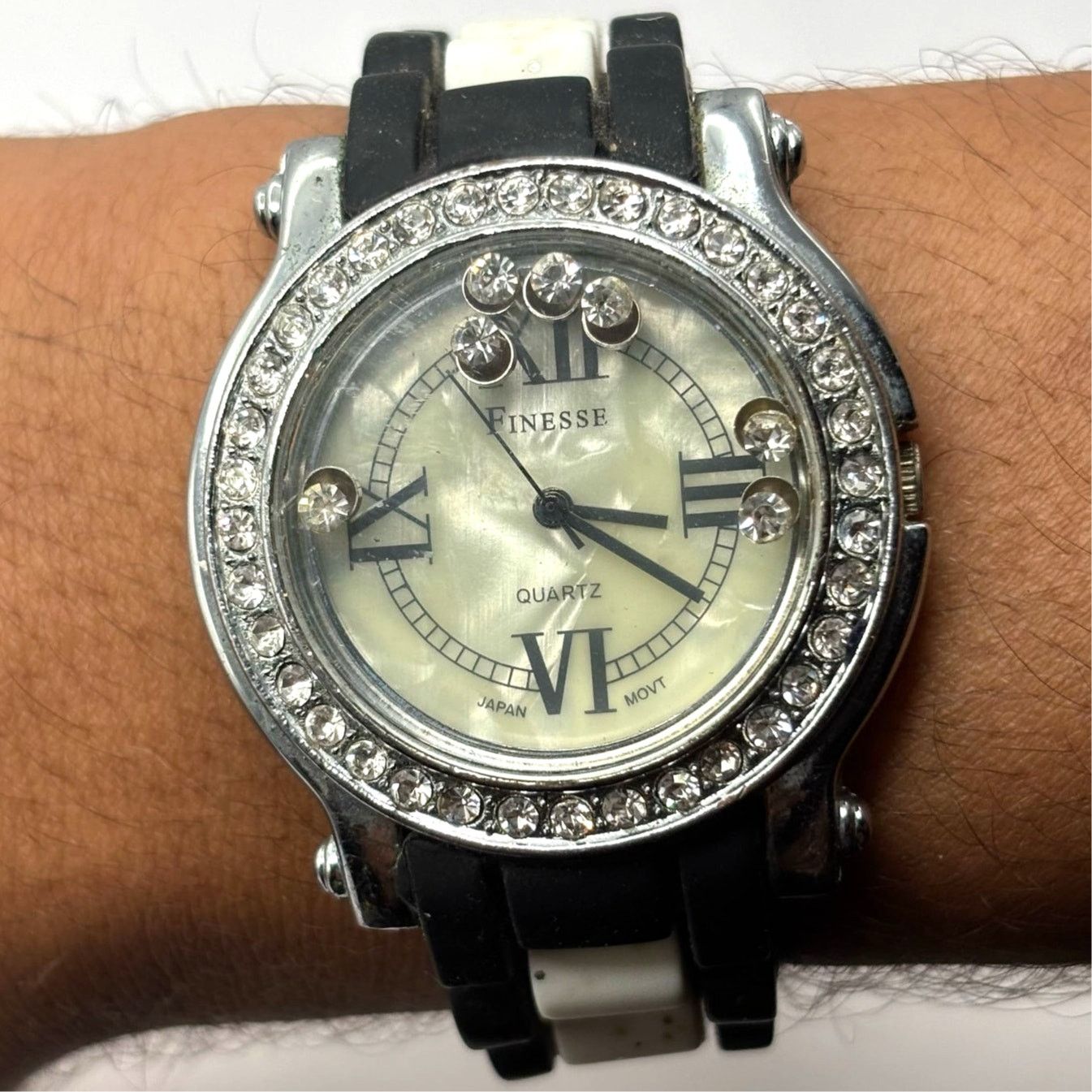 Other Silver Finesse Watch Size ONE SIZE - 1 Thumbnail