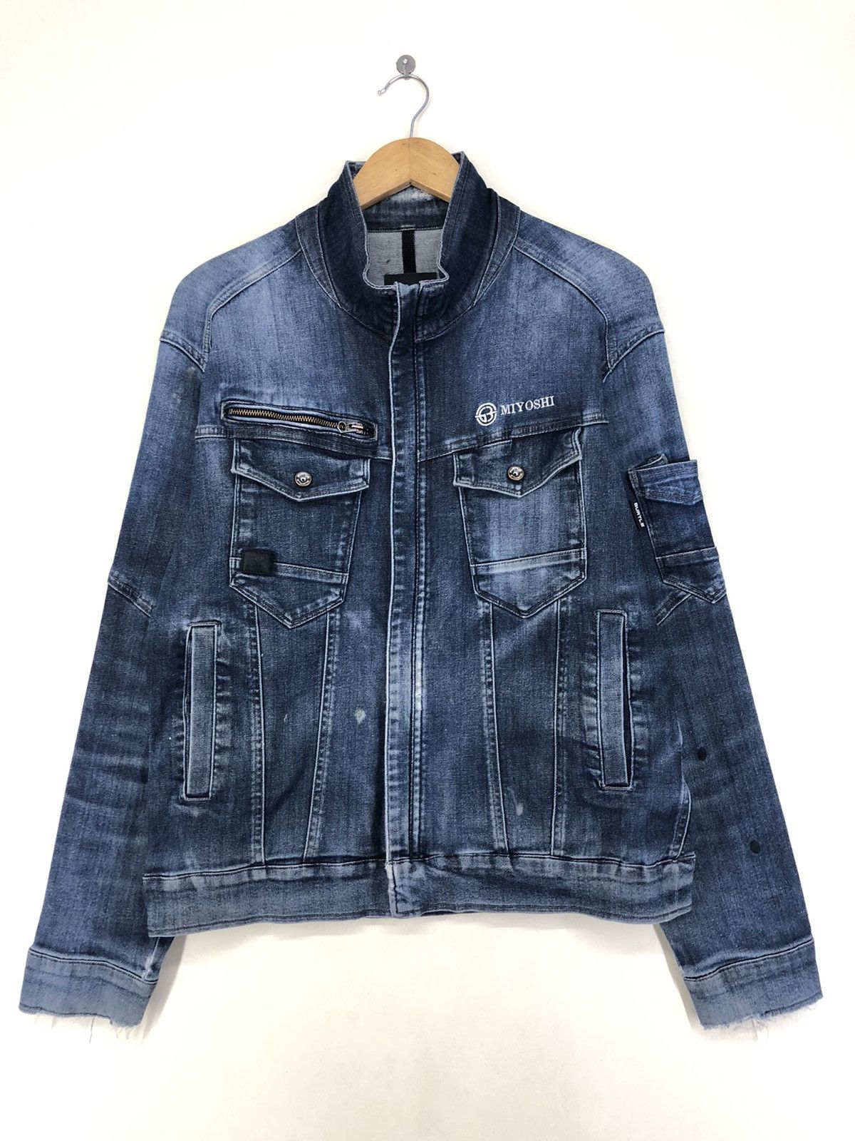 Japanese Brand Vintage Burtle Distressed Denim Workwear Jacket Size US L / EU 52-54 / 3 - 1 Thumbnail