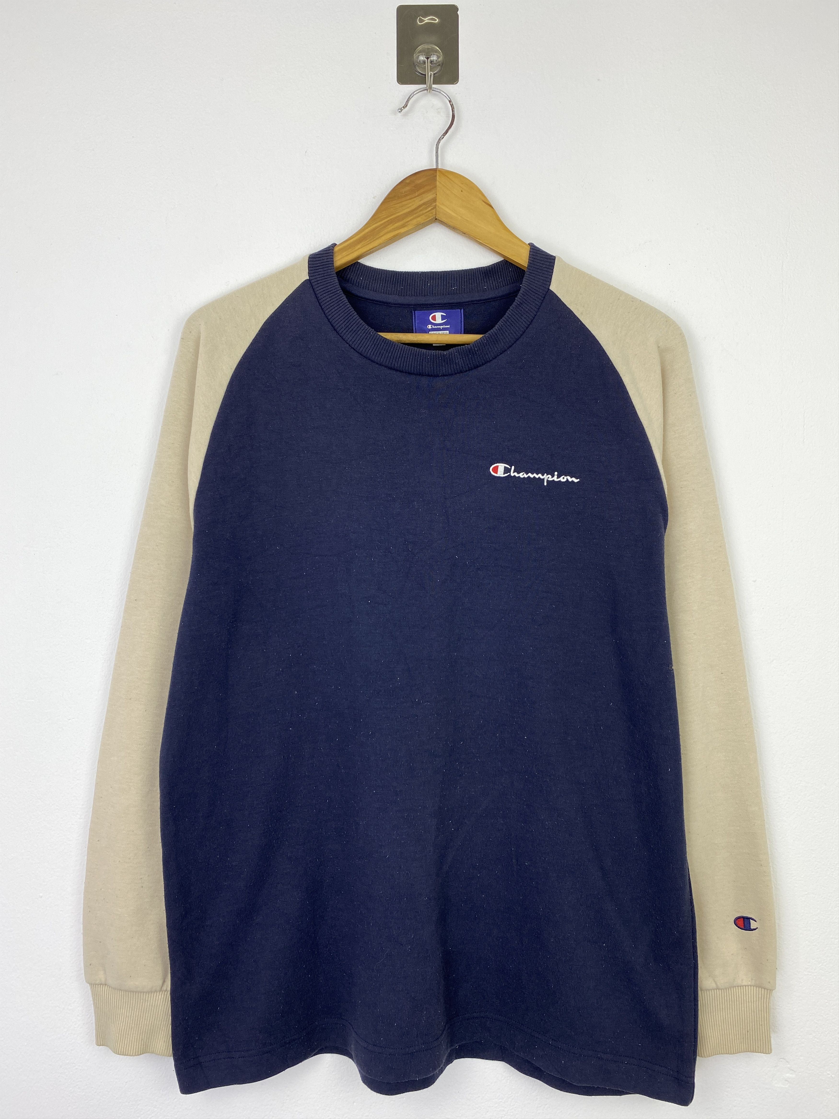 Champion Champion Raglan Two-Tone Navy Cream Sweatshirt M BP0033 Size US M / EU 48-50 / 2 - 1 Thumbnail