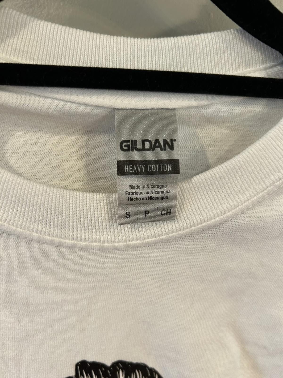 Gildan Gildan Heavy Cotton White Graphic T-Shirt with #AMERICANMAMA Size S / US 4 / IT 40 - 2 Thumbnail