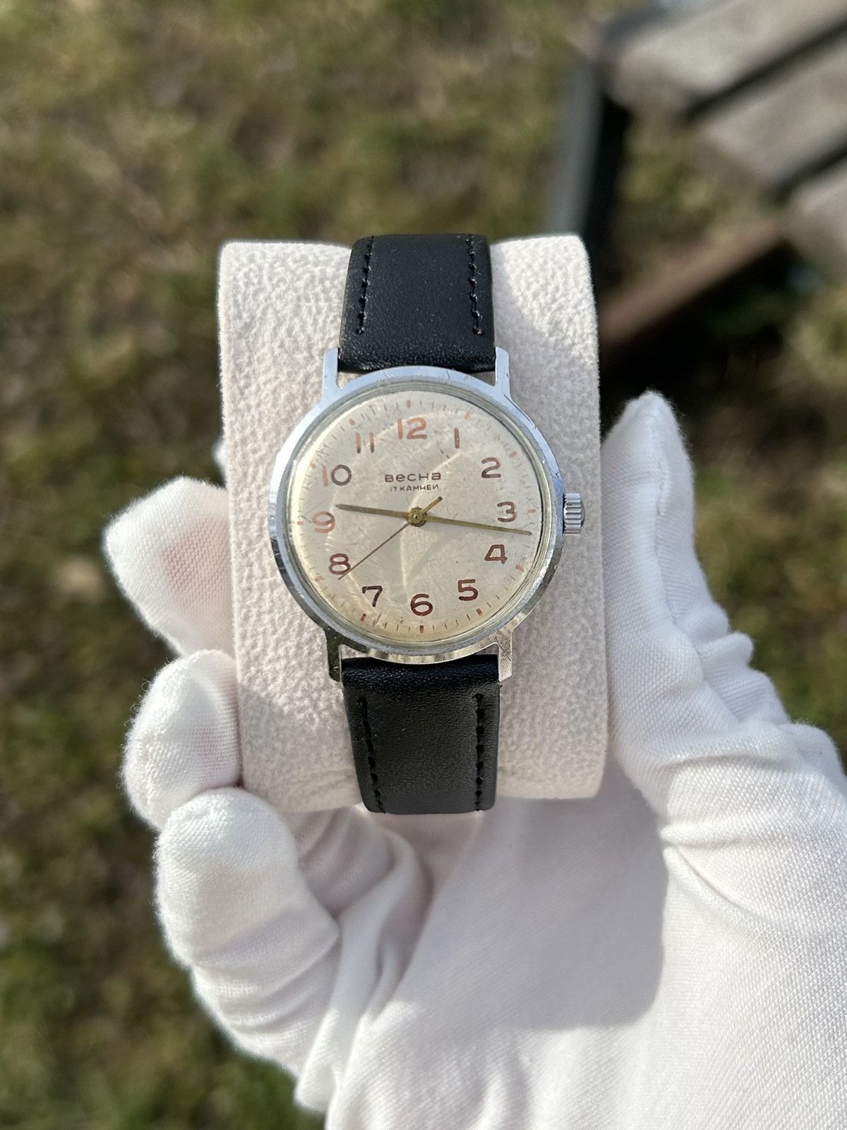 Vintage Vintage Vesna Watch USSR Soviet Mechanical Authentic 1970s Size ONE SIZE - 2 Thumbnail