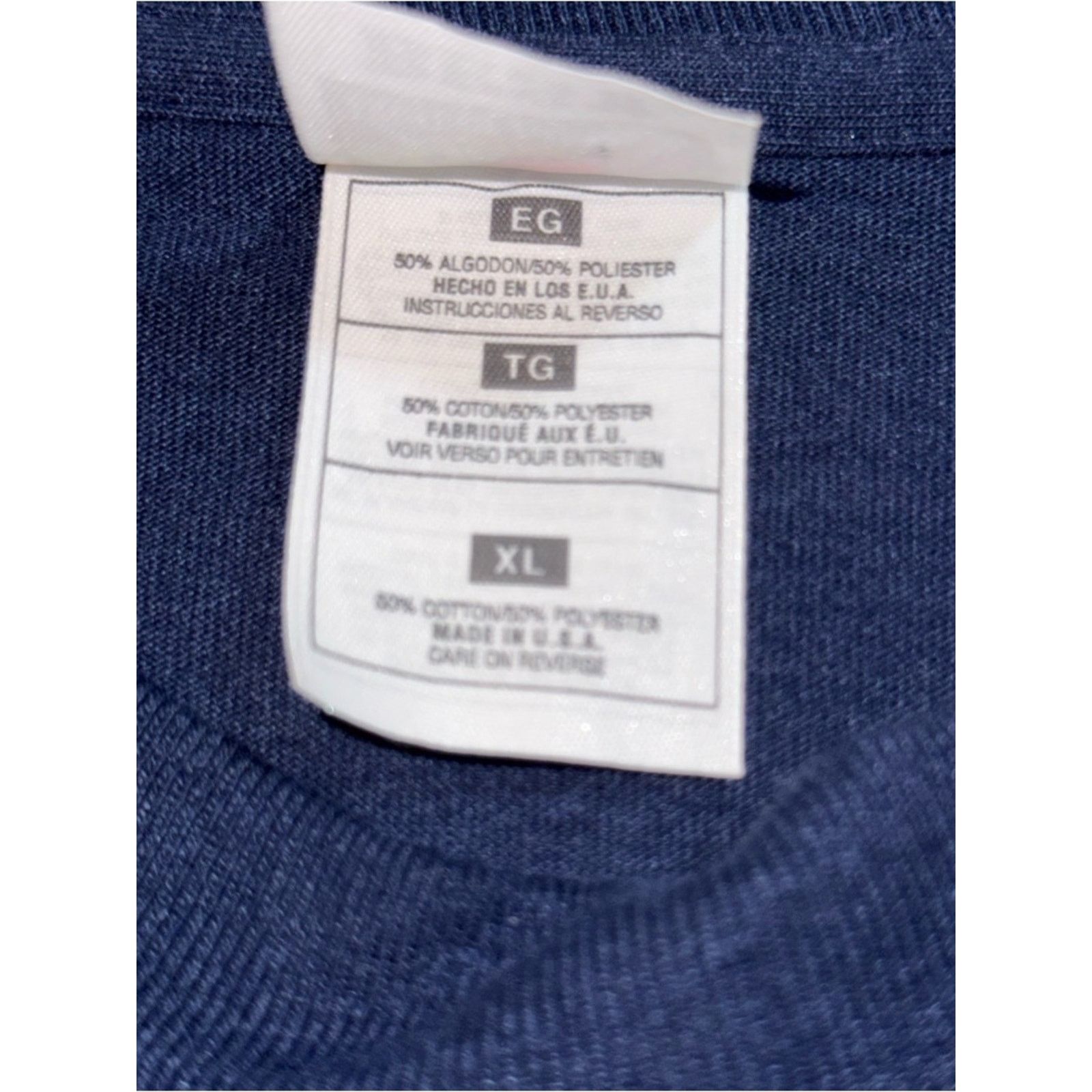 Fruit Of The Loom Rock & Roll Hall of Fame + Museum Navy Blue T-Shirt Size XL Size US XL / EU 56 / 4 - 4 Thumbnail