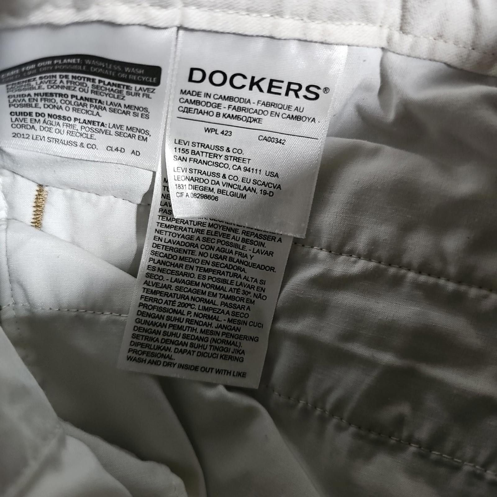 Levi's Dockers Levi Strauss Sz 30 Khaki Shorts Size US 30 / EU 46 - 4 Thumbnail