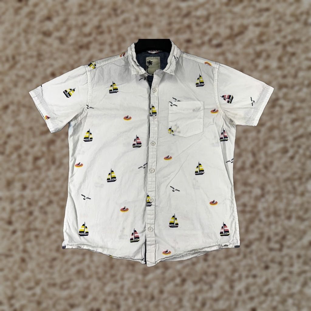 Vintage VINTAGE Free Planet Shirt Men's Button-Down Short Sleeve Large White Sailboat Floral Aloha Beach Palms 90s Mens Size US L / EU 52-54 / 3 - 1 Thumbnail