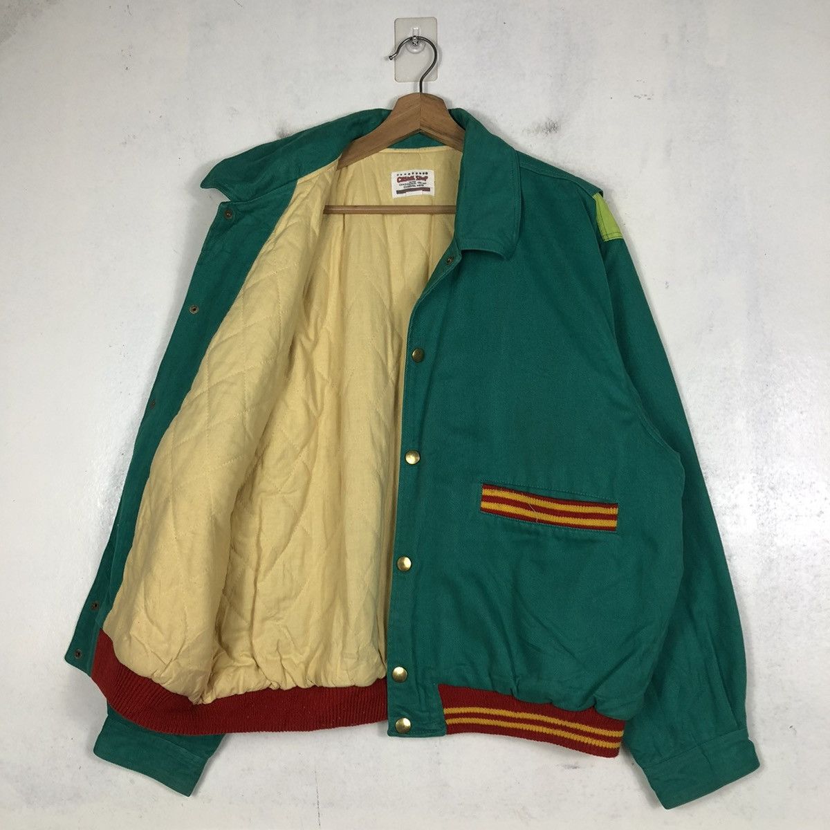 Japanese Brand 📌VINTAGE BOMBER JACKET JIRO JIRO BIG LOGO SPELL OUT Size US L / EU 52-54 / 3 - 12 Thumbnail
