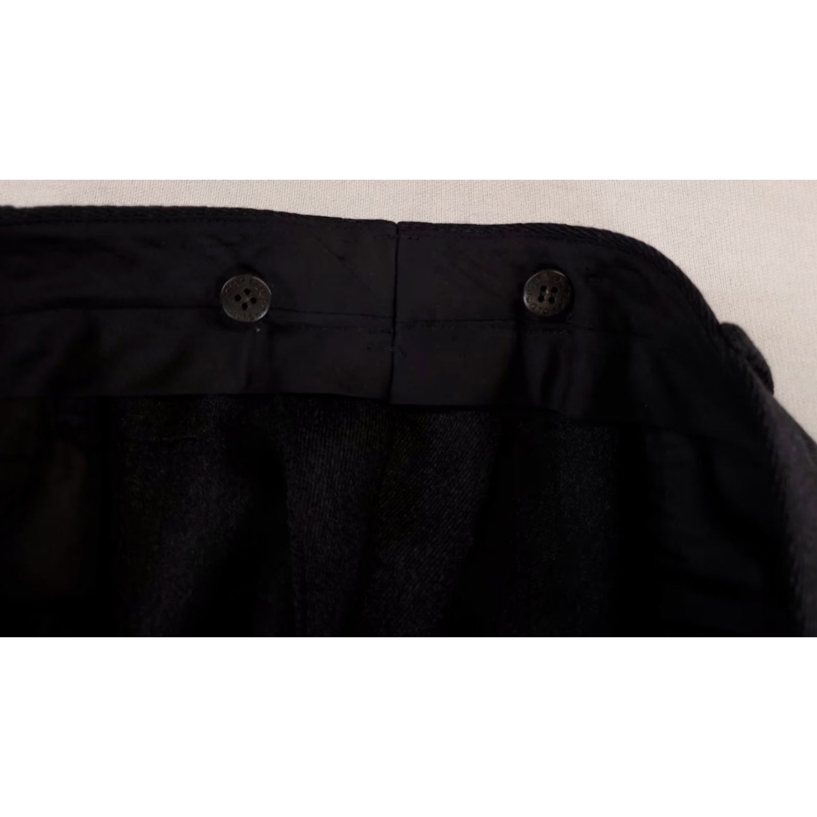 Polo Ralph Lauren VTG Polo Ralph Lauren Wool Black Pants Pleated Mens 40 36x30 Cuffed Dress Pants Italy Black Mens Wool Pants Size US M / EU 48-50 / 2 - 3 Thumbnail