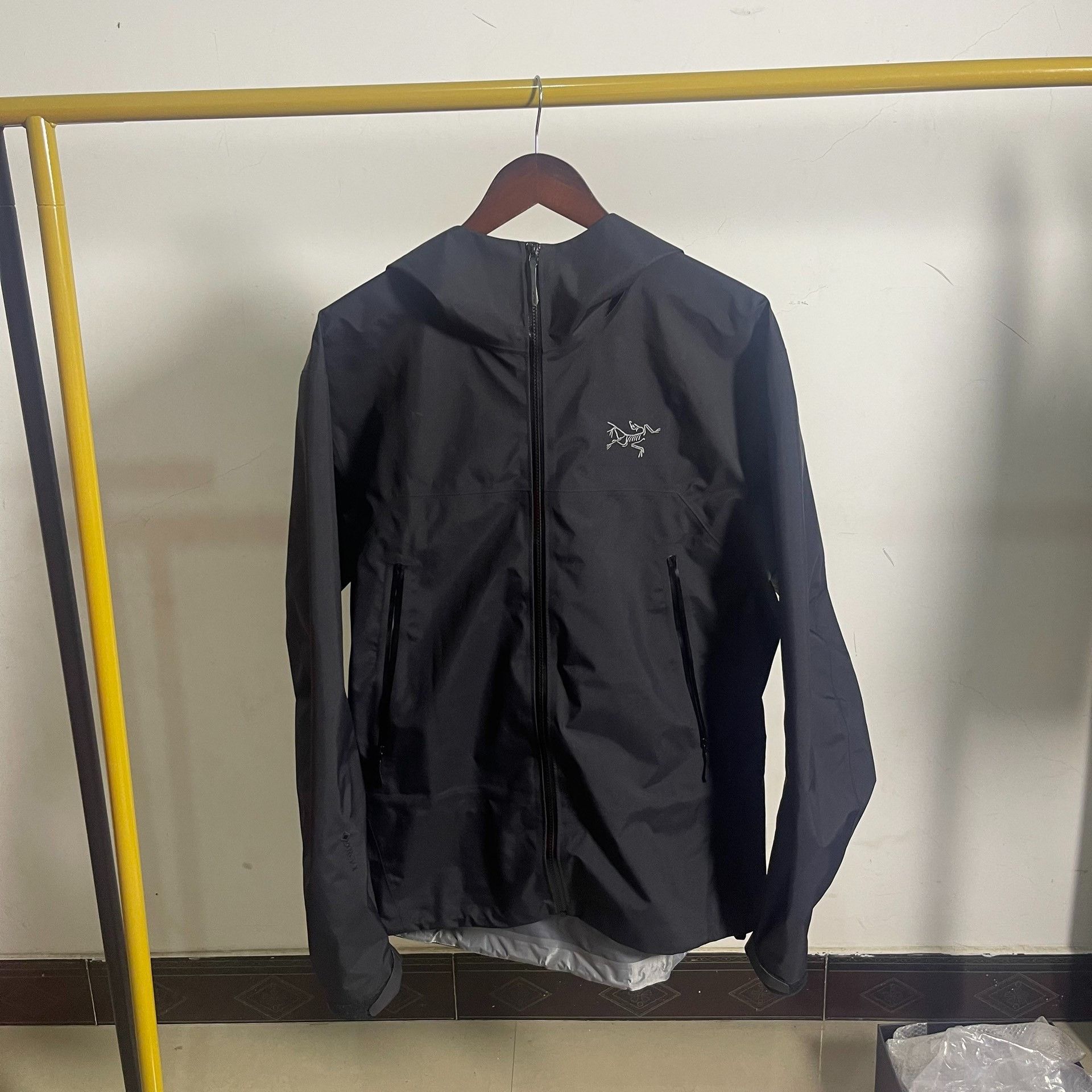 Arc'teryx Arcteryx x Concepts Beta SL Jacket, Black Pink, M | Grailed