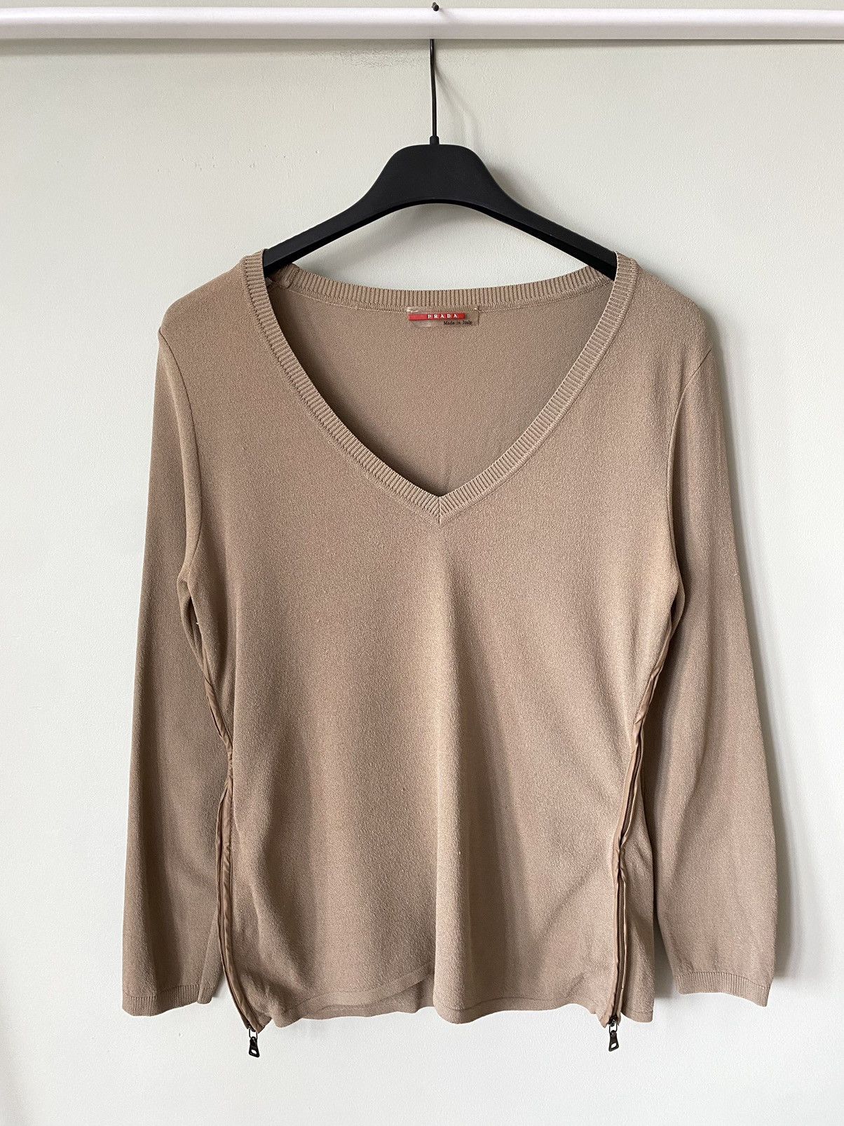 Prada Prada Milano v-neck double zip vintage jumper sweater Size M / US 6-8 / IT 42-44 - 1 Thumbnail