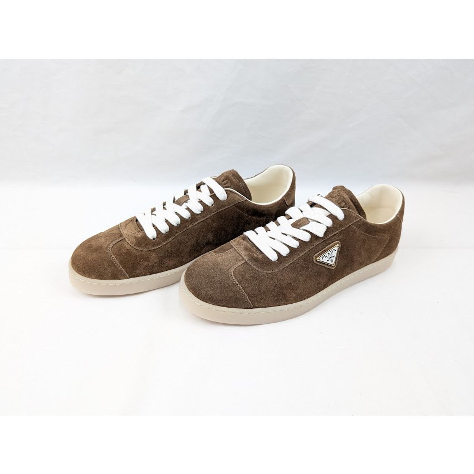 Prada o1rshd1 Low-Top Sneakers in Sigaro Size US 11 / EU 44 - 18 Thumbnail