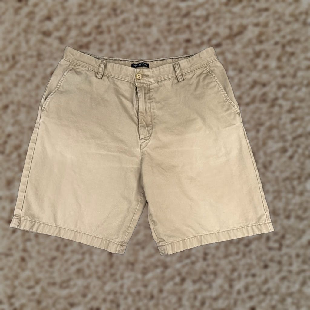 Nautica Nautica Men's Shorts Chino Casual 36 Beige Cotton 100% Twill 9 in Inseam Classic Fit Regular Size 36 Mens Size US 36 / EU 52 - 1 Thumbnail