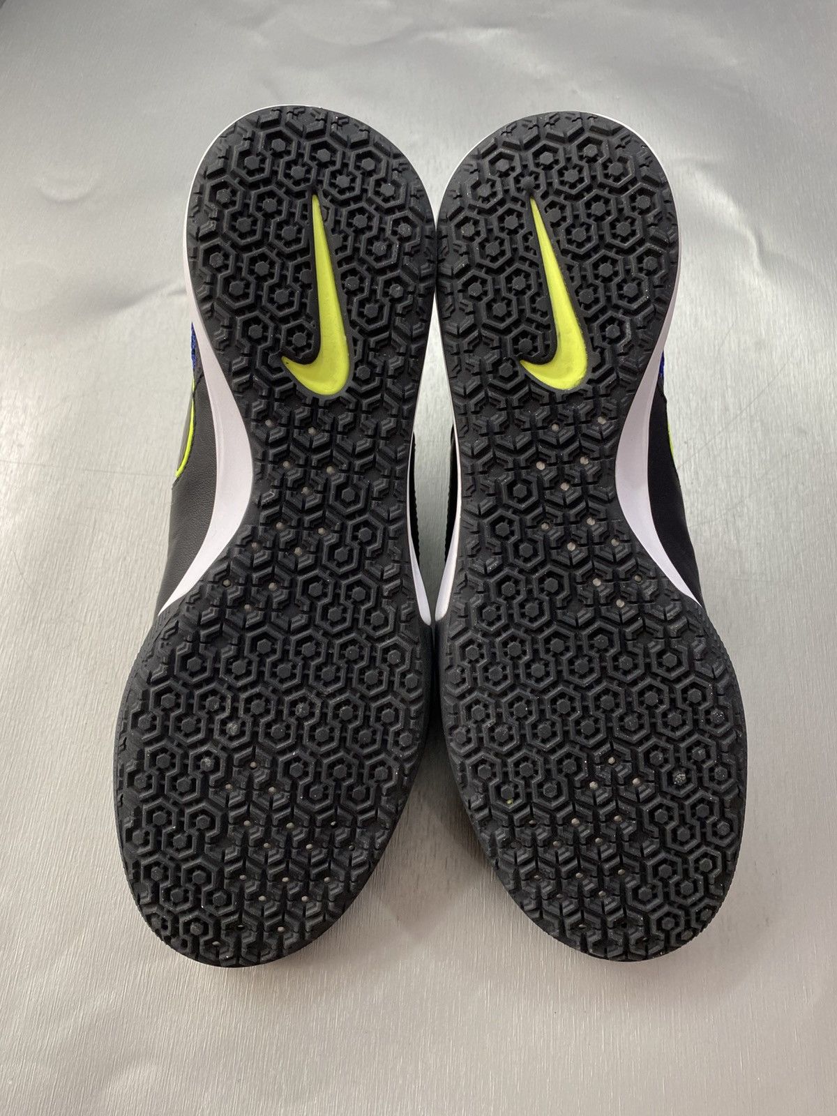 Nike Nike MagistaX Finale IC Black Navy Soccer Cleats size US 9,5 Size US 9.5 / EU 42-43 - 10 Thumbnail