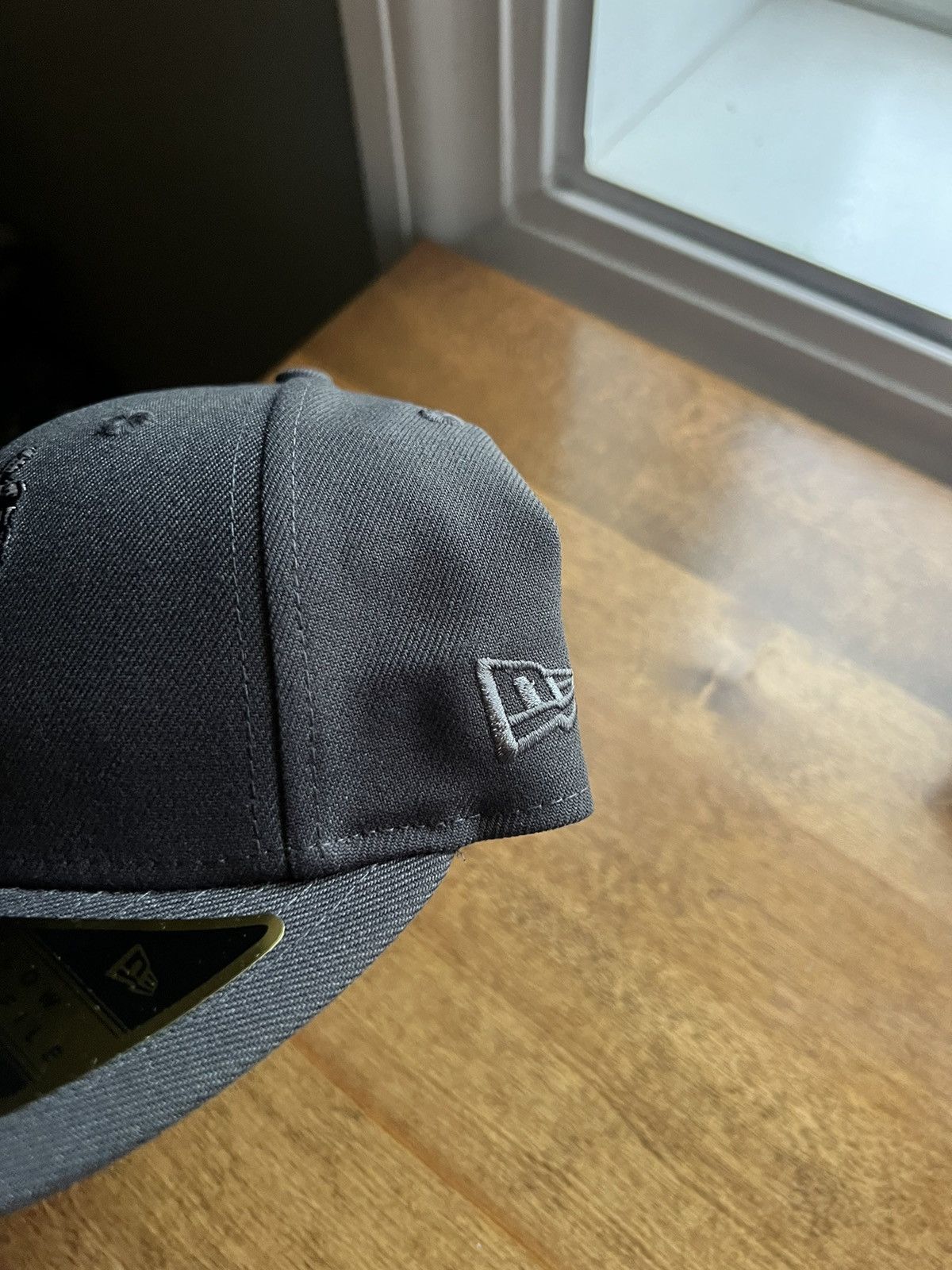 Kith × Marvel Comics × New Era Kith Marvel New Era Silver Surfer Fitted Hat 7 1/4 Size ONE SIZE - 2 Thumbnail