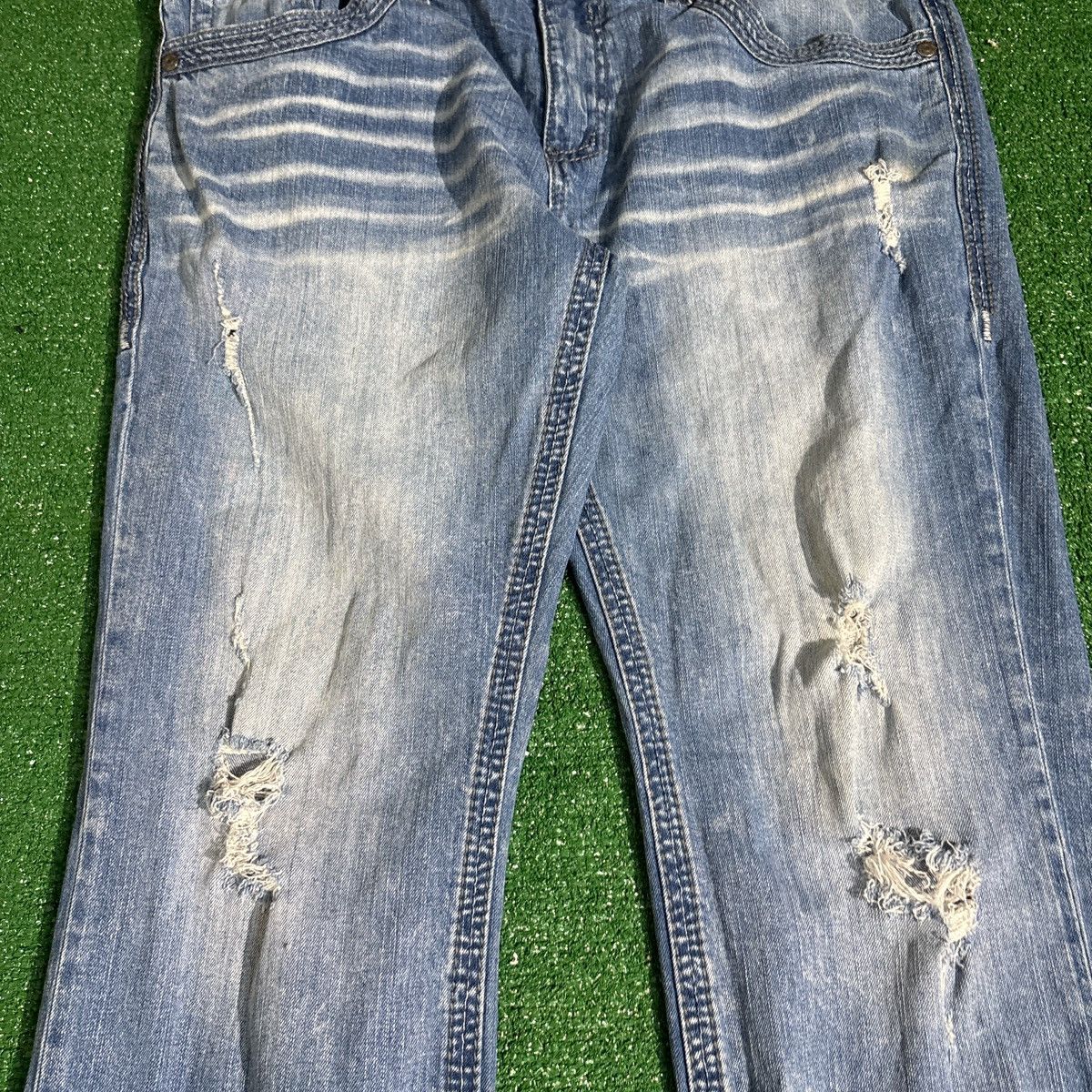 Affliction Y2K Affliction Blake Distressed Jeans Size 38 Size US 38 / EU 54 - 6 Thumbnail