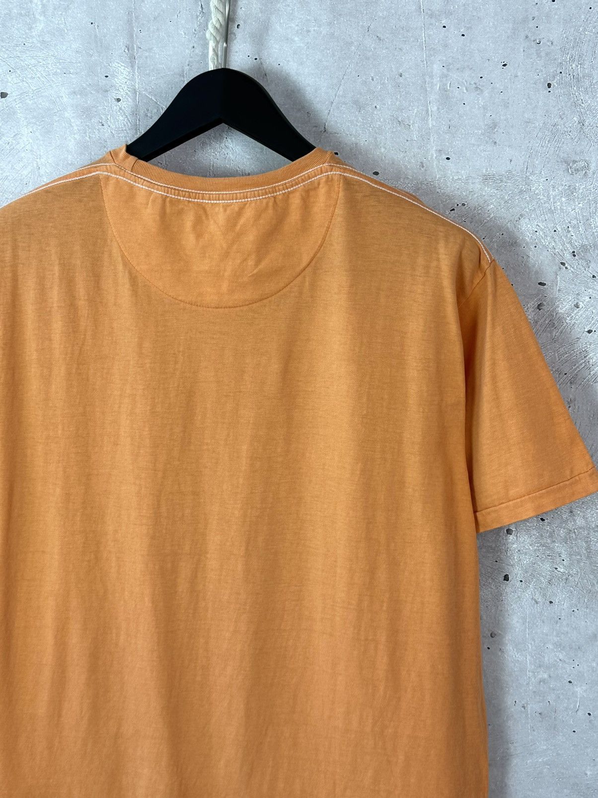 Diesel Vintage Diesel Printed Orange T-shirt Size US L / EU 52-54 / 3 - 8 Thumbnail