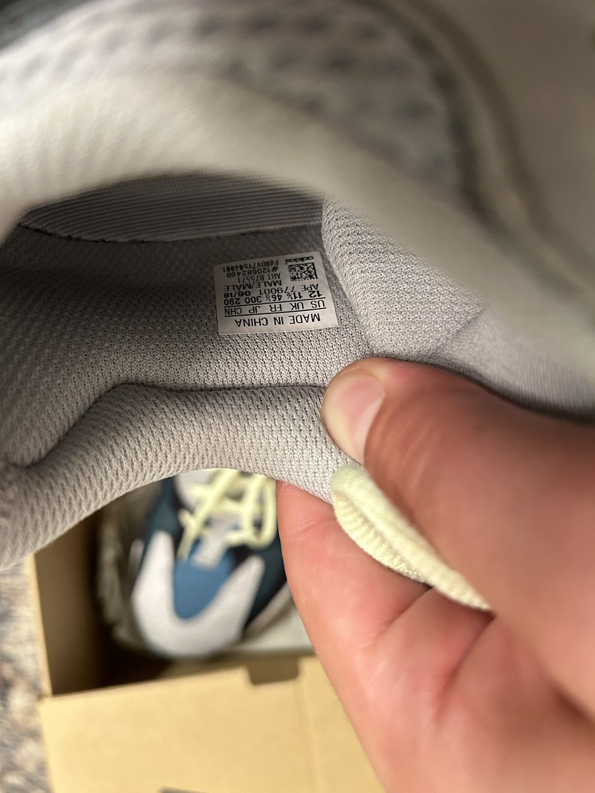 Adidas × Kanye West adidas Yeezy Boost 700 Wave Runner (2017/2023) Size US 12 / EU 45 - 3 Thumbnail