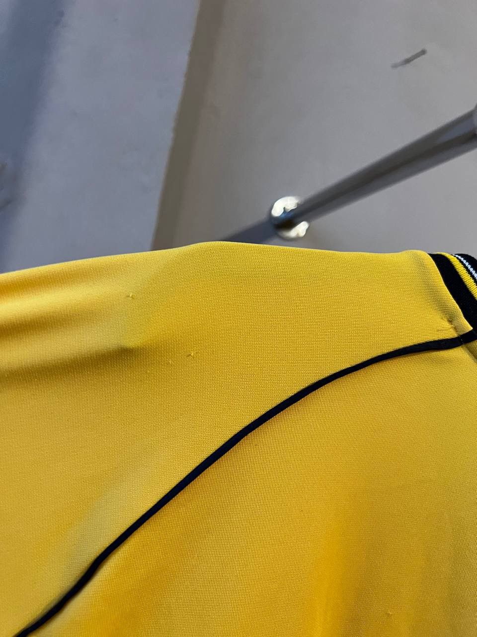 Vintage 2003/05 OXFORD UNITED HOME SOCCER JERSEY FOOTBALL SHIRT TFG Size US XXL / EU 58 / 5 - 14 Thumbnail