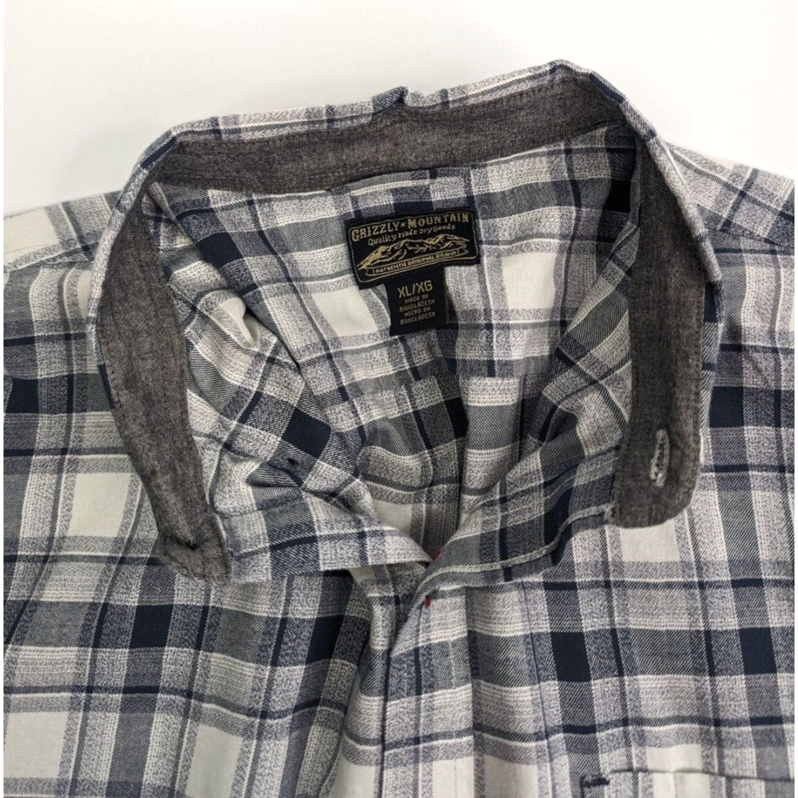 Vintage Grizzly Mountain Plaid Short Sleeve Mens Button Down Shirt XL Cotton Outdoors Size US XL / EU 56 / 4 - 5 Thumbnail